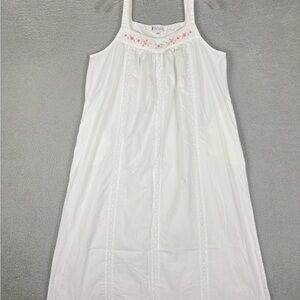 The 1 for U Nightdress with Pink Floral Trim